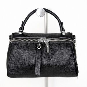 Elegant Black Leather Handbag